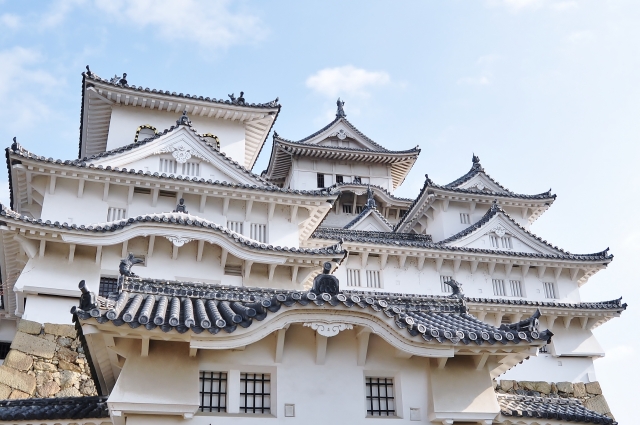漆喰を使用した代表的な建物「姫路城」